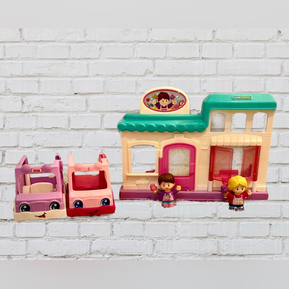 Little People Ice Cream Shop